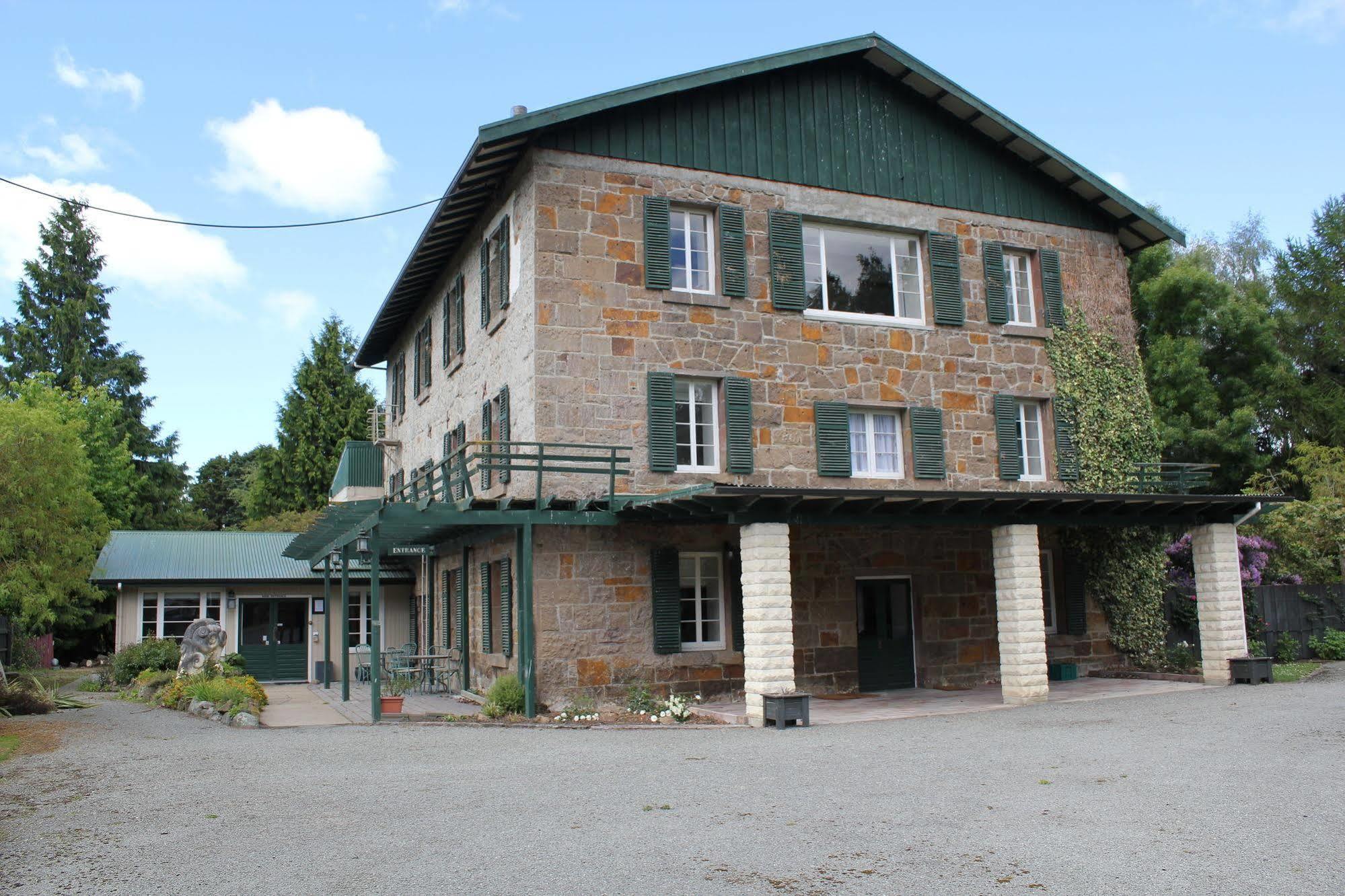 The Mill House Motel Herbert Exterior photo